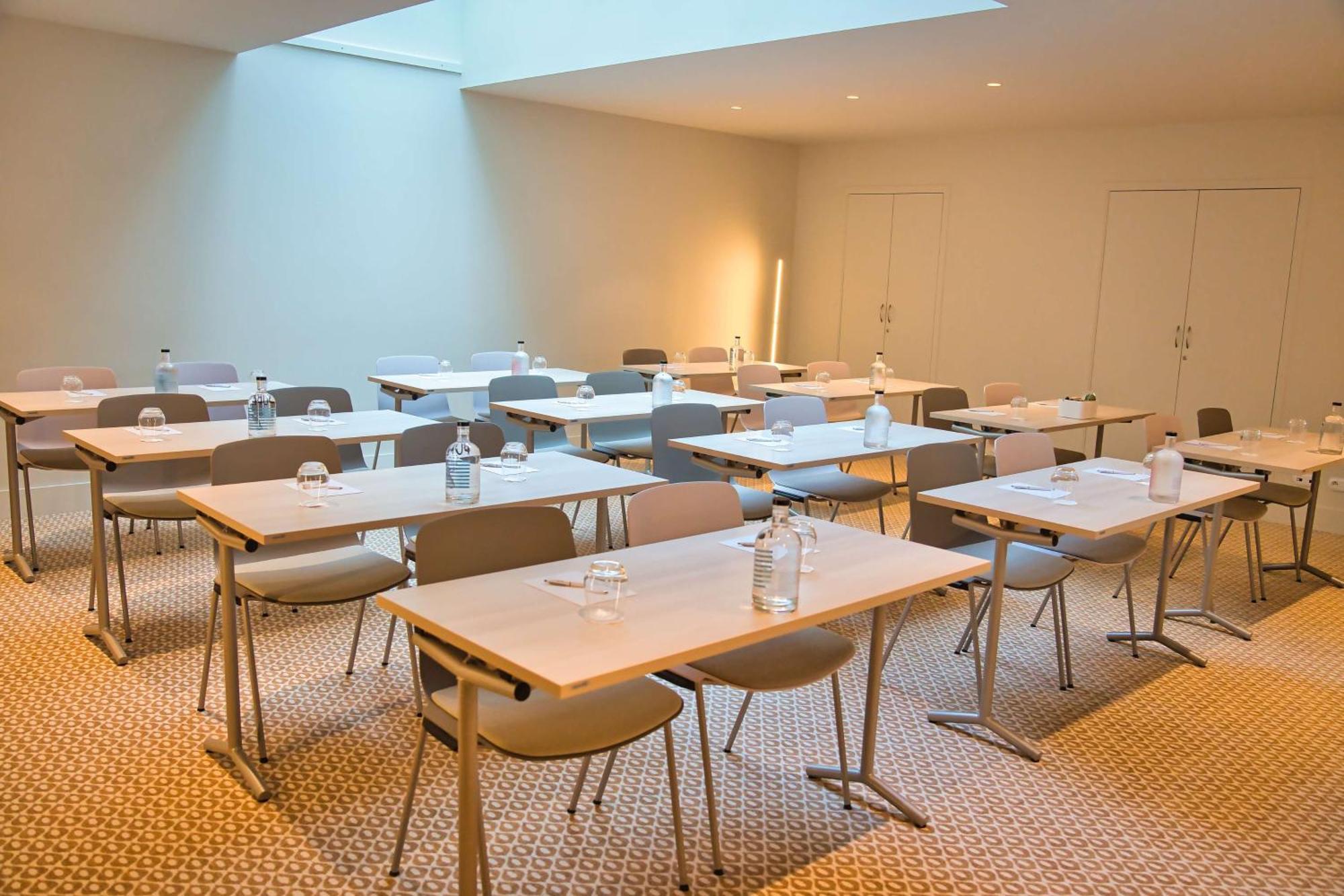 Hotel Yac Paris Clichy, A Member Of Radisson Individuals 外观 照片
